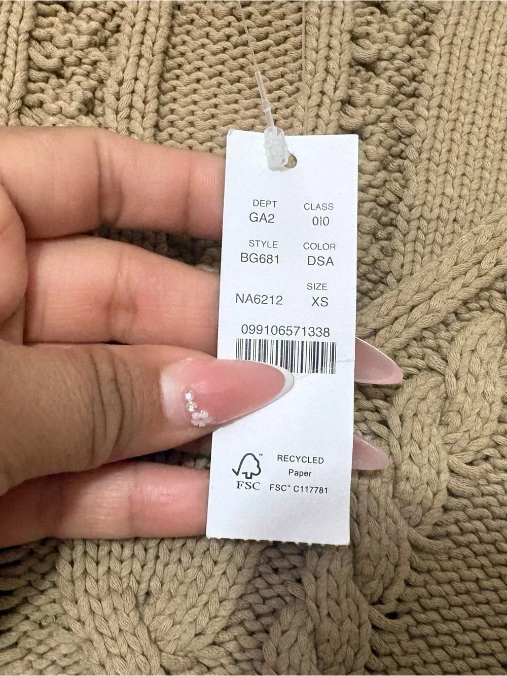 NWT J.Crew Cable Knit Sweater XS Beige Tan Cropped V Neck Cottagecore Pullover